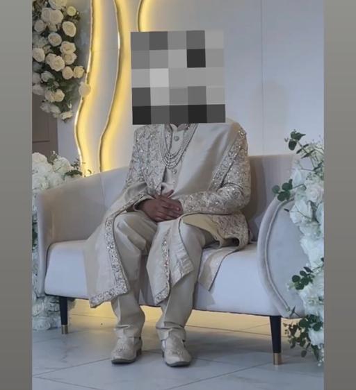  — Men’s gold sherwani