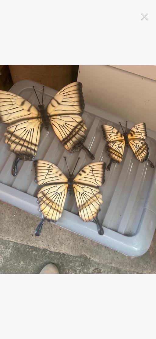  — 3 butterflies decorative items
