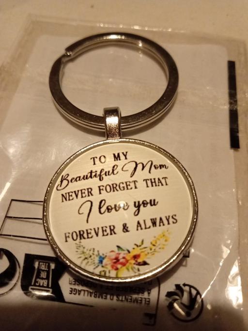  — brand new Mum keyring