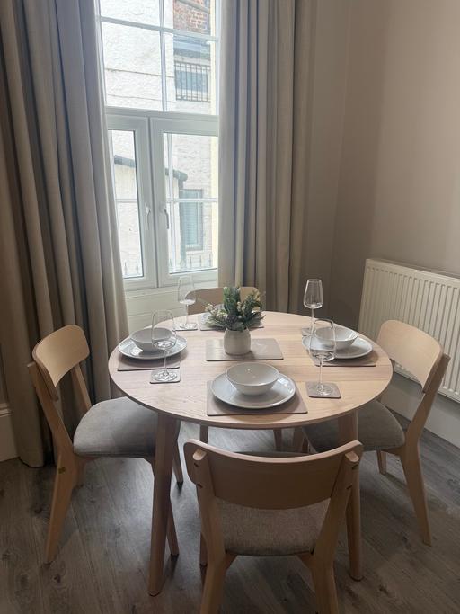  — Lisabo IKEA dining table set
