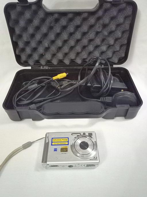  — SONY CYBER-SHOT DSC-W80 DIGITAL CAMERA.