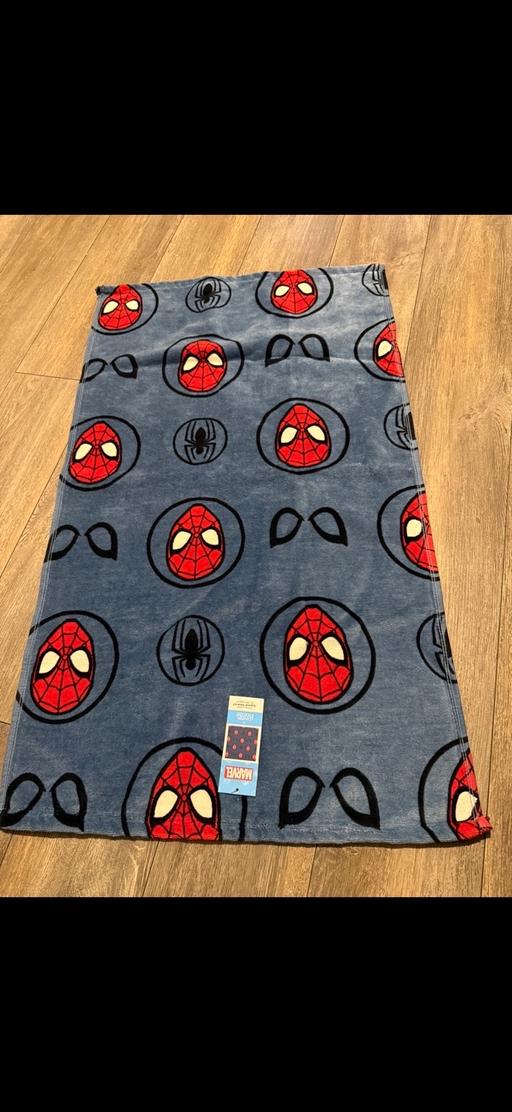  — Marvel Spiderman hand towel with tags