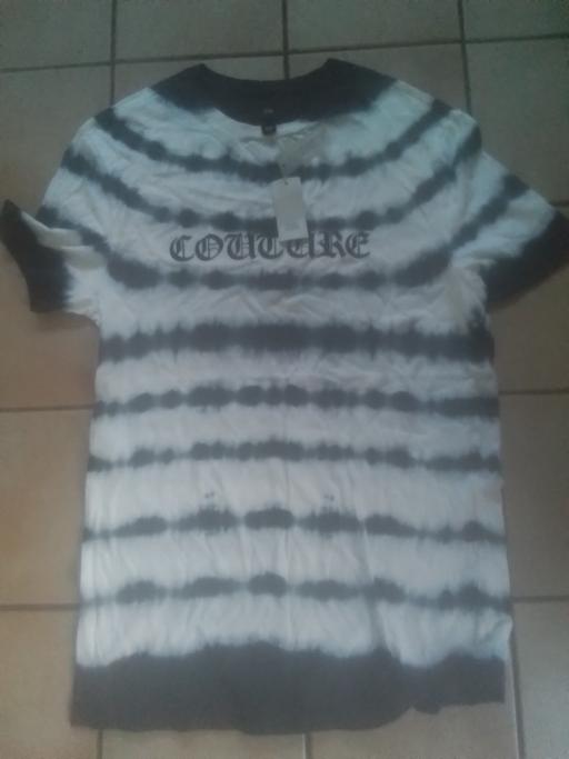  — BRAND NEW WITH TAG TOP