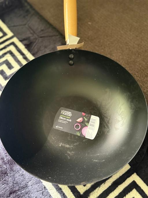  — George carbon steel wok 28cm