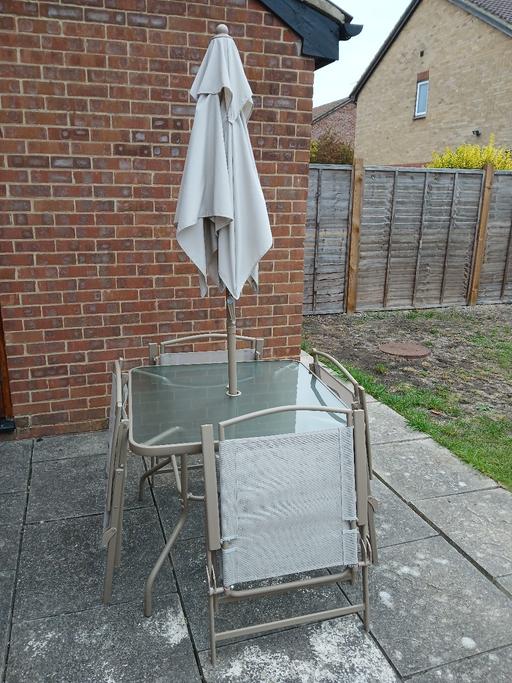  — 6-Piece Beige Patio Set