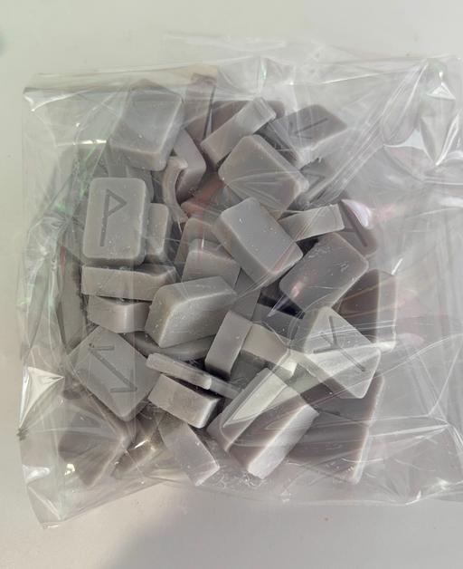  — Wax melts
