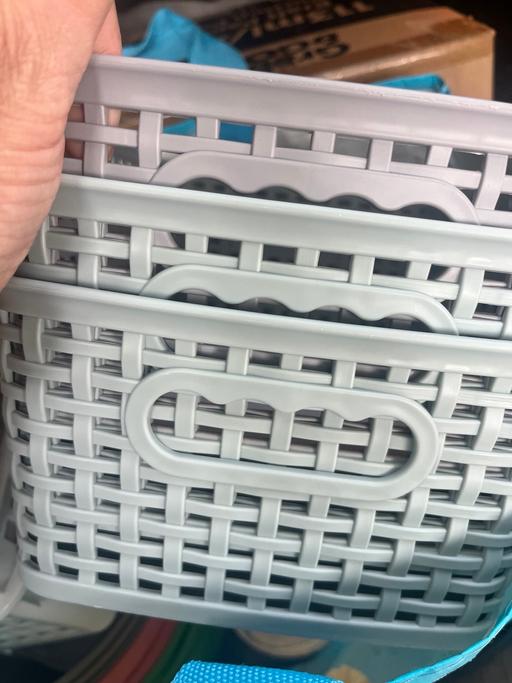  — Storage baskets 2£ each
