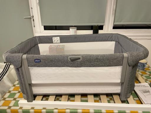  — Chicco NEXT to me bedside crib