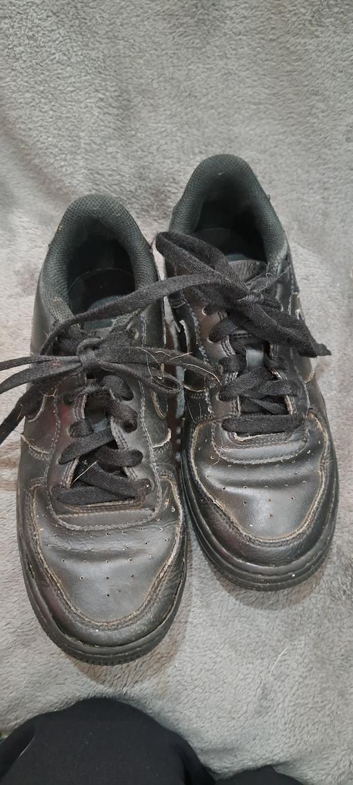  — Nike Trainers Size 5