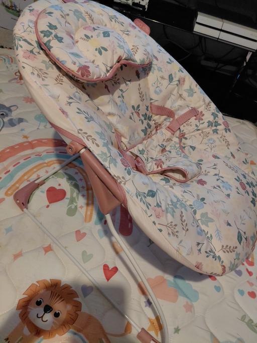  — red kite baby bouncer