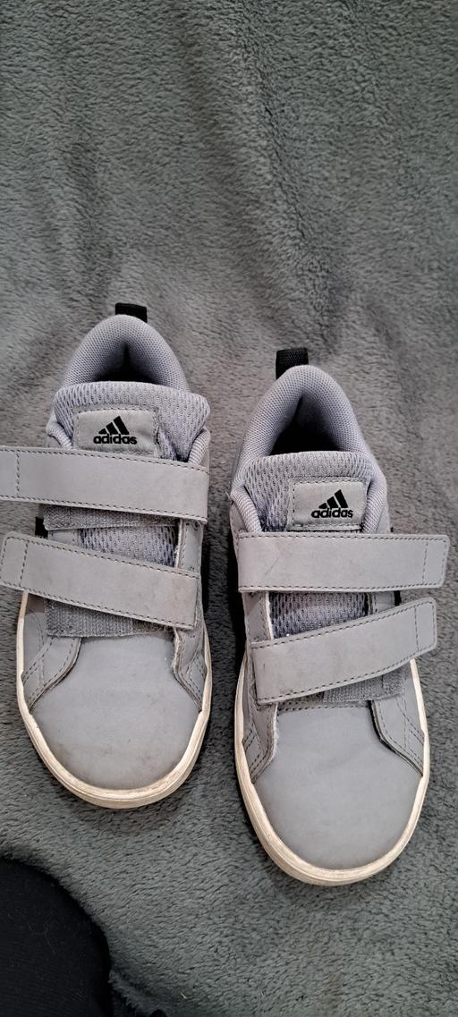  — Adidas Trainers kids Size 12K