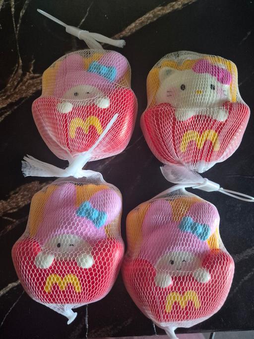  — new Hello Kitty & Friends Slow Rising Squishi