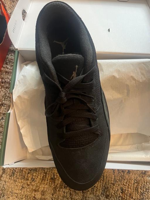  — Nike Jordan flight court