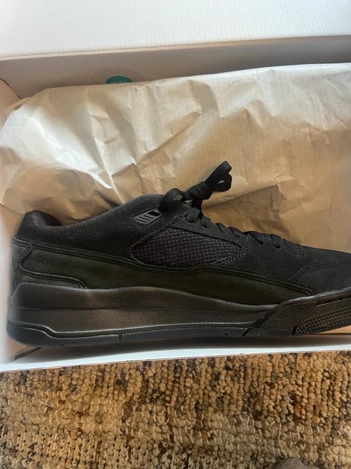  — Nike Jordan flight  court 8.5