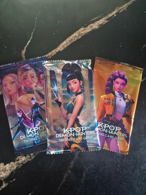  — new 3pk Kpop Trading Card Game