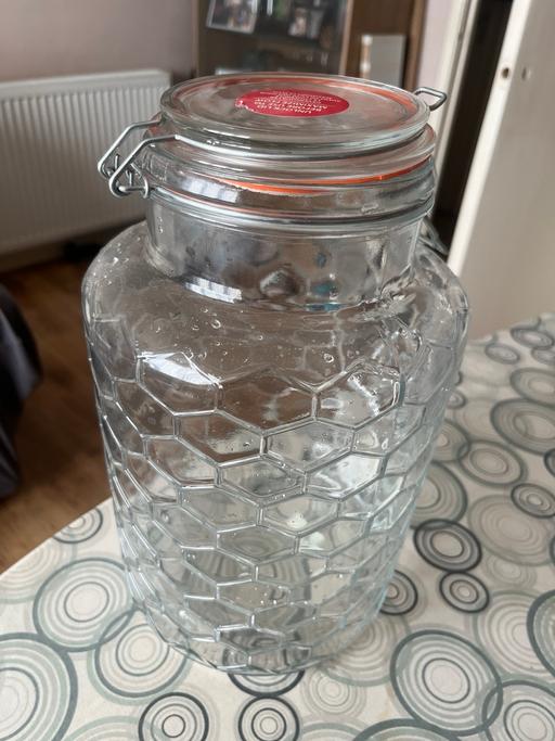  — 5.5L Large tick glass water/ drinks dispenser