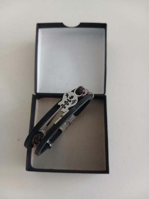  — NEW leather bracelet