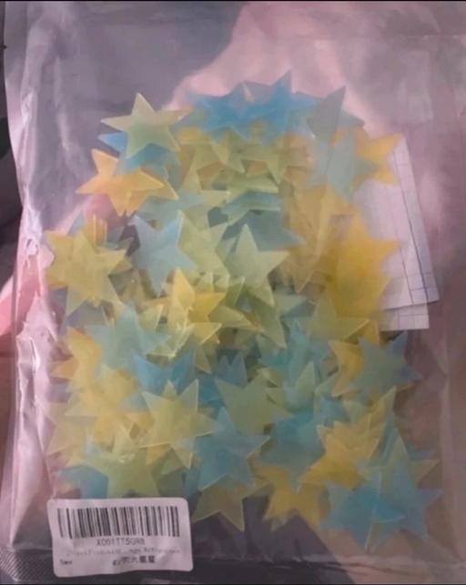  — 200 Fluorescent stars
