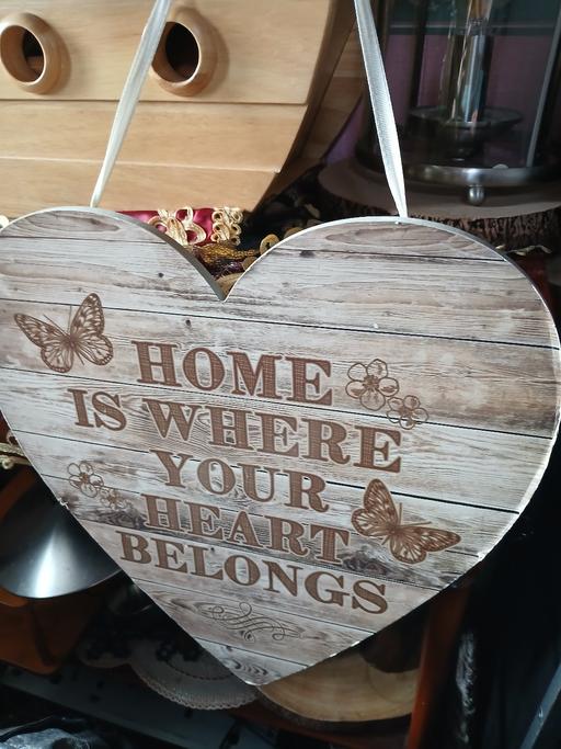  — new big heart wood hang up
