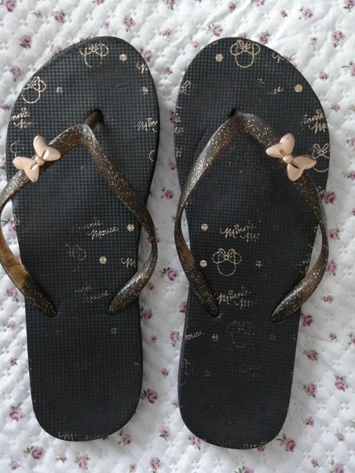  — ladies size *7*