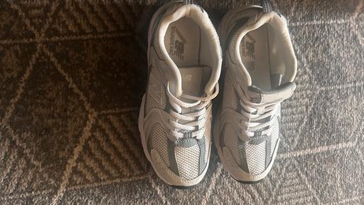  — Kids Grey New Balance(Size UK 2)