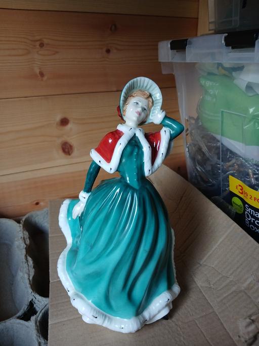  — Royal Doulton Figurine "Christmas Day 2001"