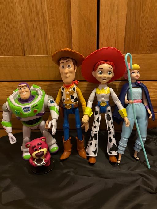  — Toy Story Character Set