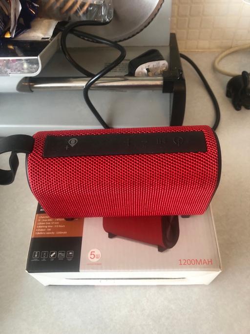  — Boombox speaker