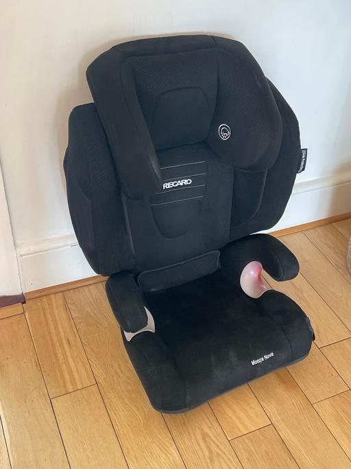  — Car seat with isofix at the rear