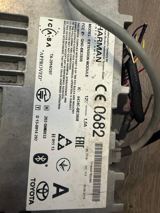  — Toyota avensis stereo