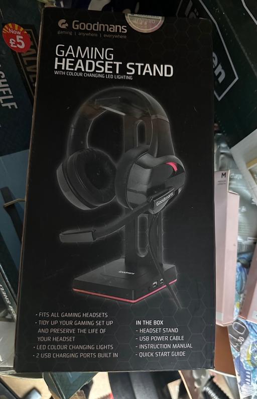  — Gaming headset stand