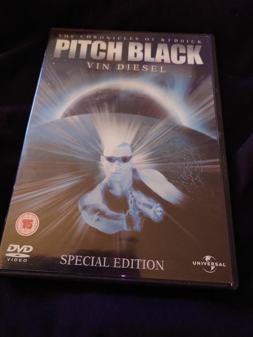  — Pitch black DVD