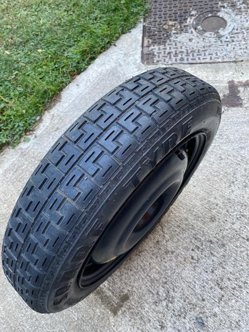  — New Ford Focus spare tyre