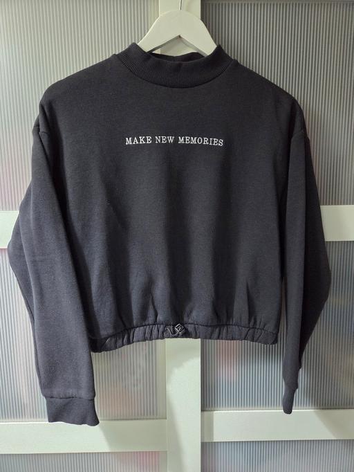  — Age 13-14 PRIMARK cropped sweatshirt