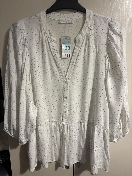  — Ladies blouse