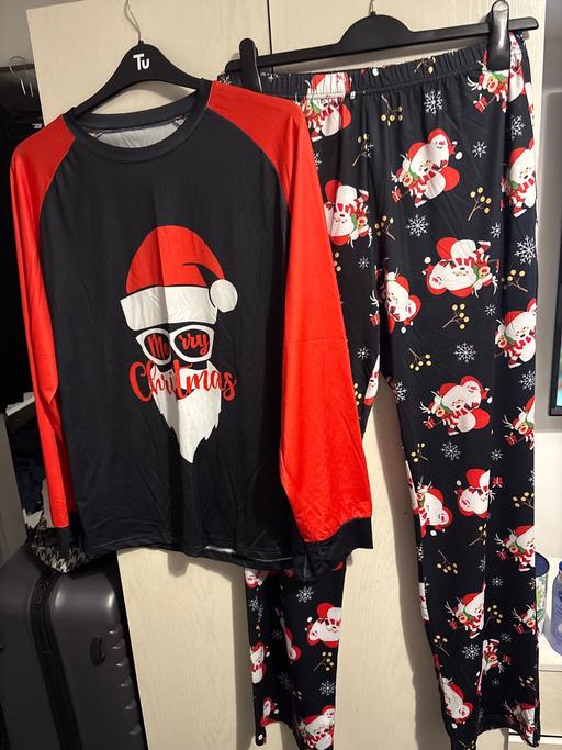  — Men’s pyjamas