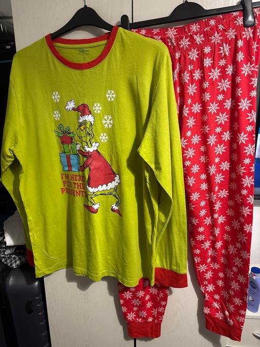  — Men’s pyjamas