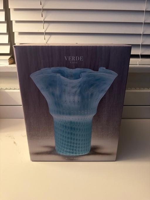  — Verde Glass Vase