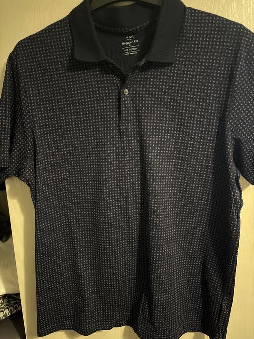  — Men’s Christmas top