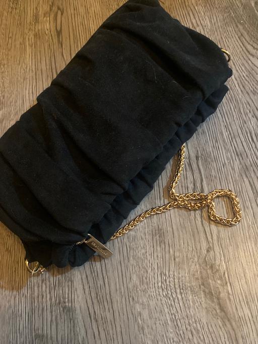  — Accessories Black Purse