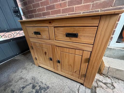  — 1 side board unit