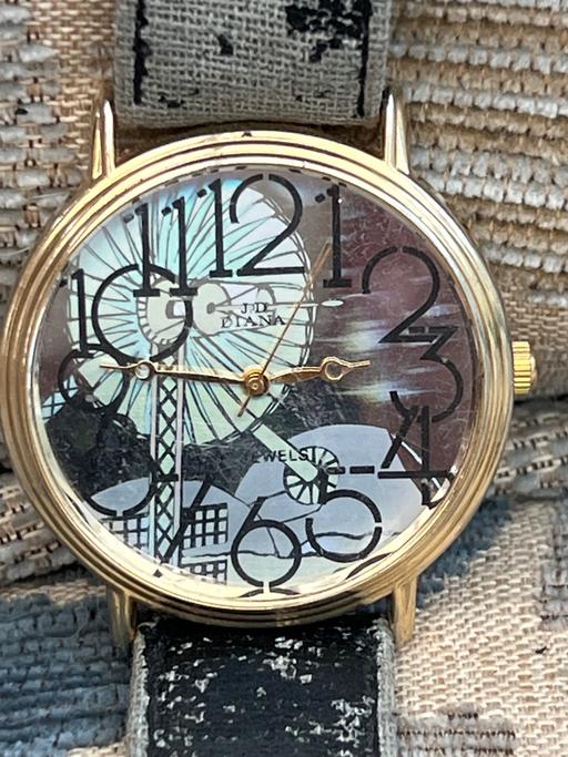  — Vintage hologram watch needs new strap