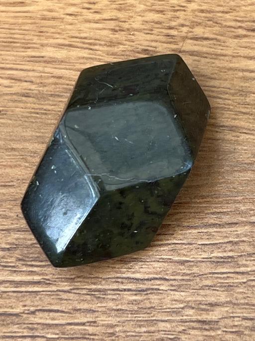  — Vintage natural stone brooch