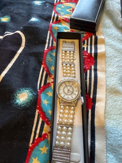  — Ladies watch for sale