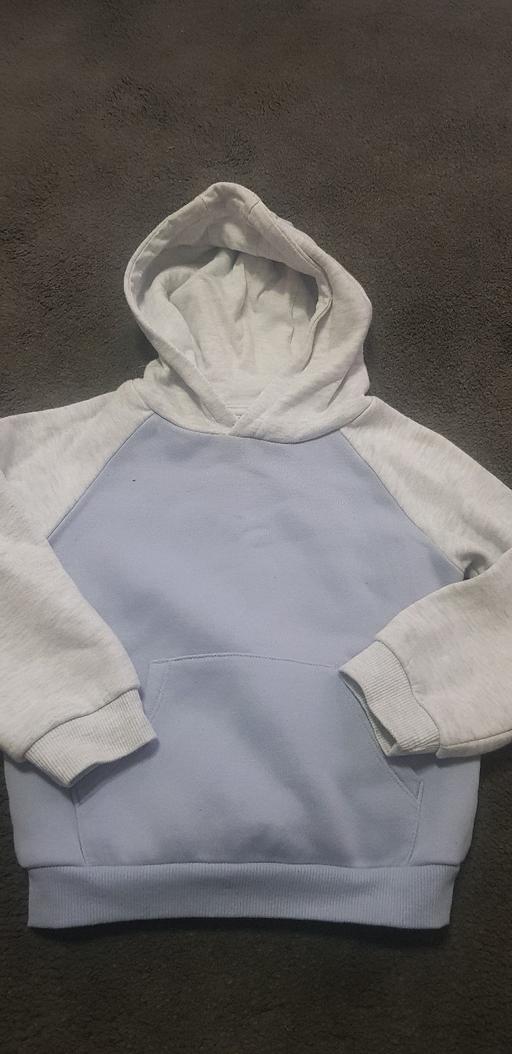  — boys hoddie 3 to 4 years