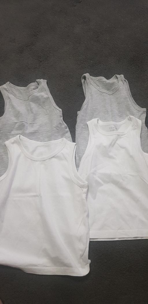  — boys vest 3 to 4 years