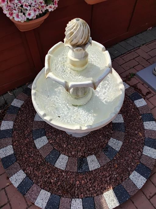  — water fountain. with electric pump