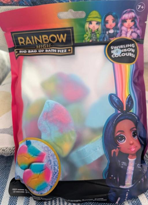  — Brand new Rainbow high bath fizzers