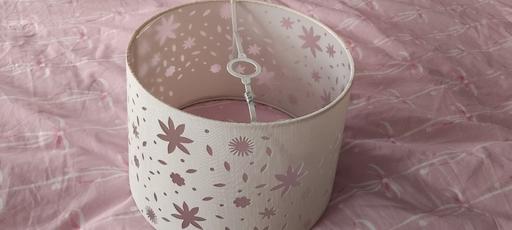  — flowery lampshade