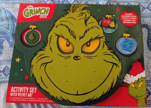  — Grinch activity set brand new